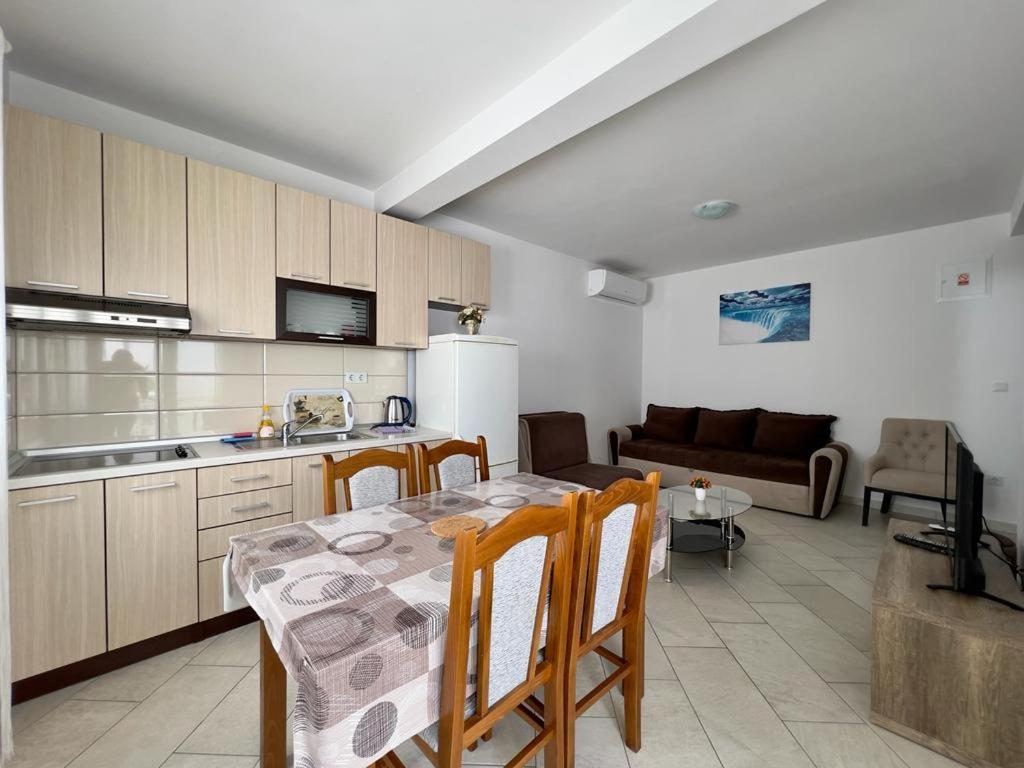Apartments Obad Neum Luaran gambar